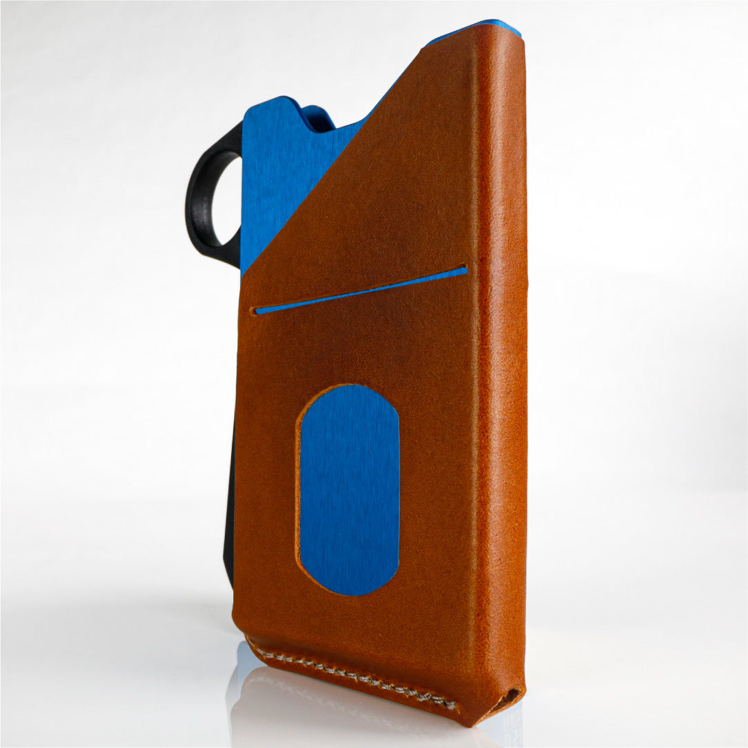 blue minimalist wallet swatch-image