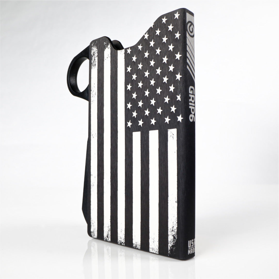 slim American flag wallet swatch-image